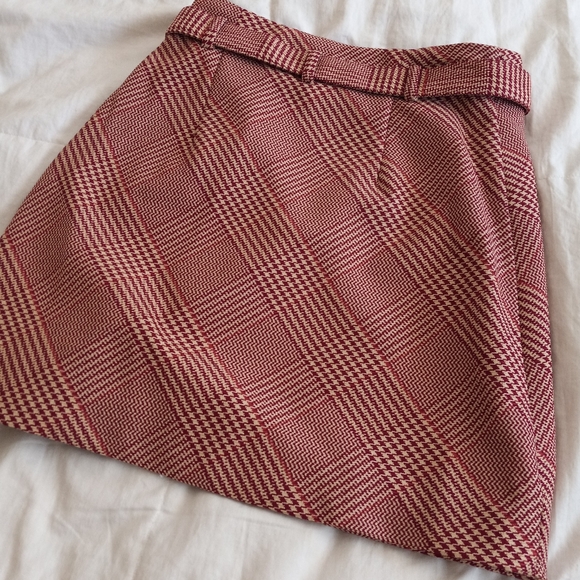 H&M high waisted belted mini skirt 2 - Picture 4 of 12
